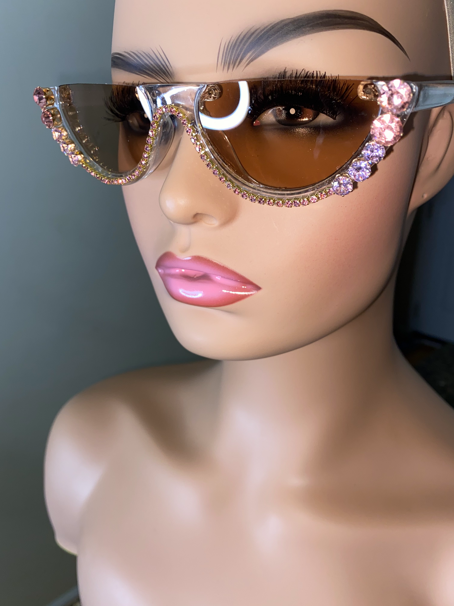 Cat eye sunglasses