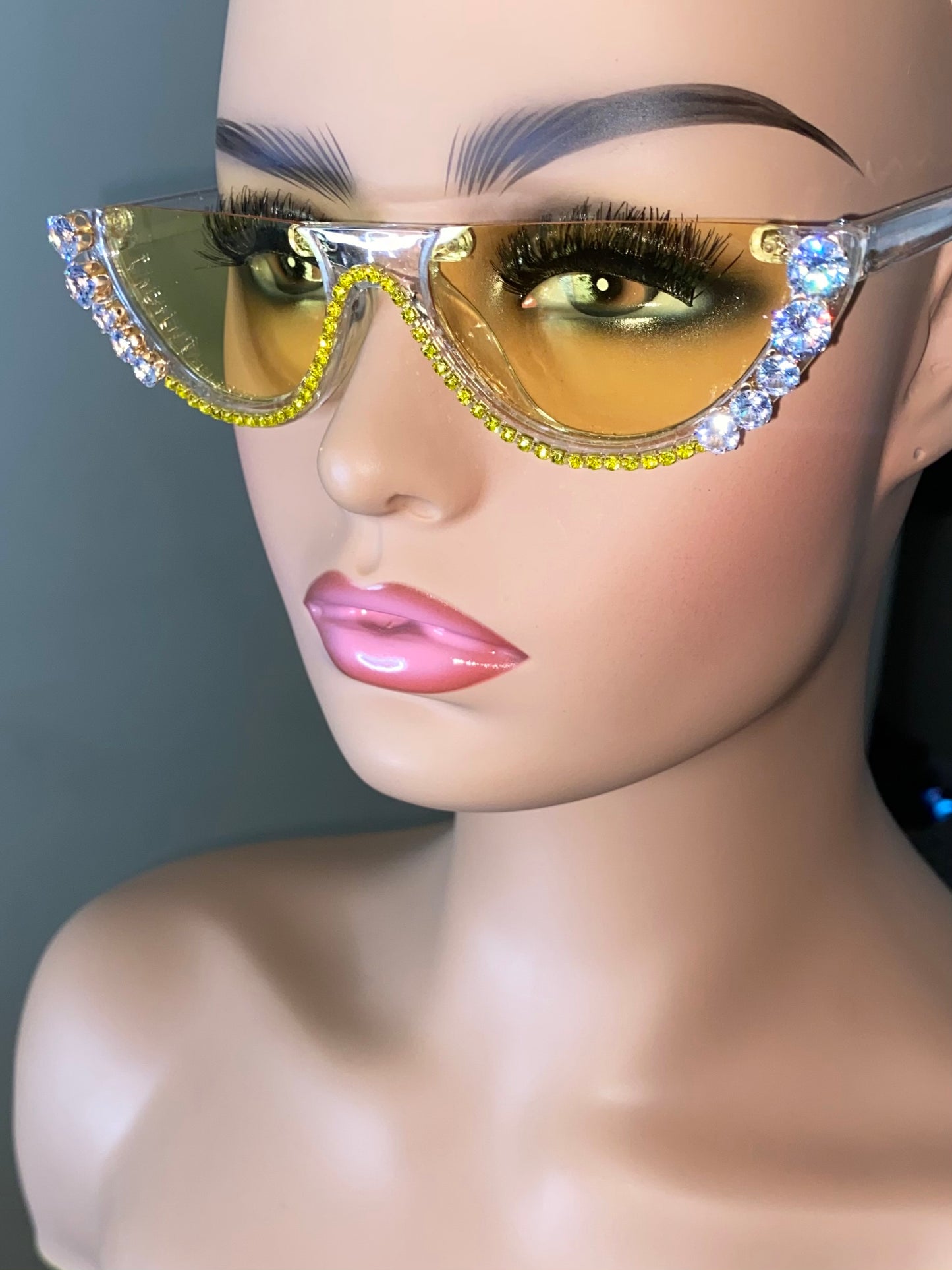 Cat eye sunglasses